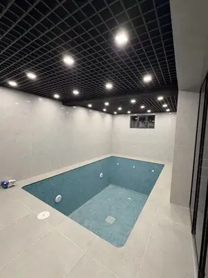 3 qavatli uy − 200 m², 3.3 sot.
