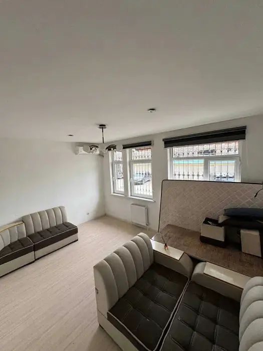 Ijaraga 5 dan ortiq xonali kvartira − 160 m²