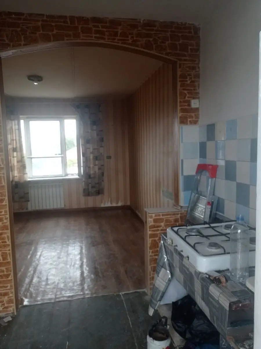 1 xonali kvartira sotiladi − 20 m²