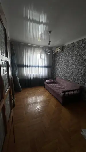 Сдается 4-комнатная квартира − 110 м²