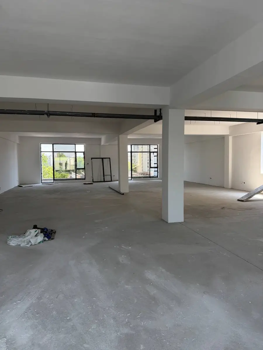 Ijaraga ofis − 14000 m²