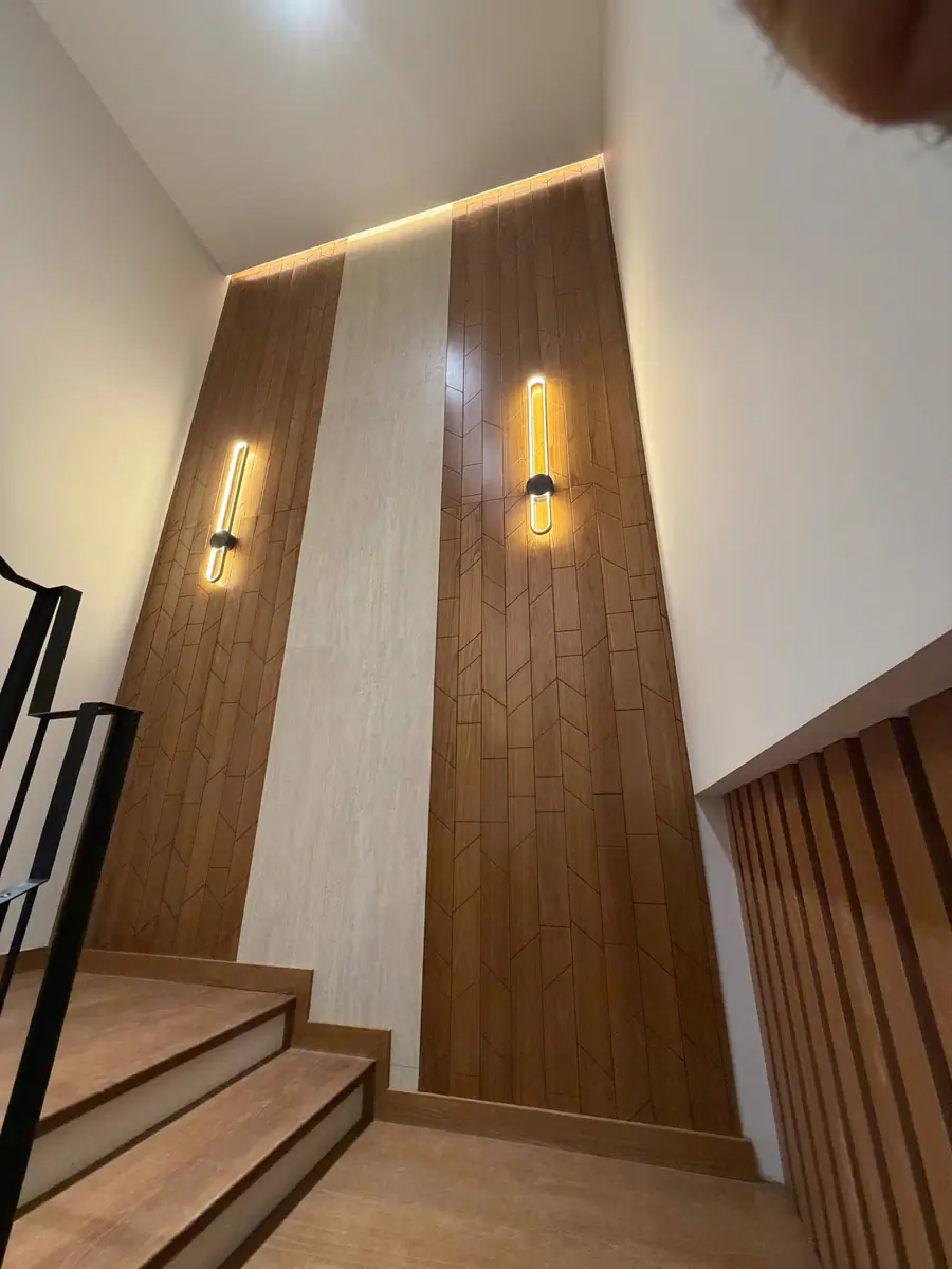 2 qavatli uy sotiladi − 380 m²