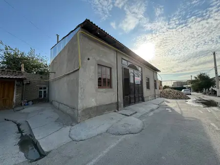 1 qavatli uy − 130 m², 200 sot. 