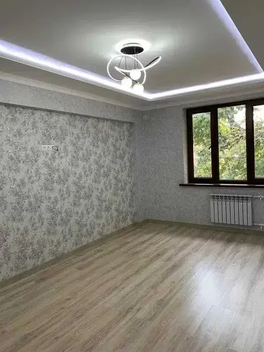 3 xonali kvartira sotiladi − 83.4 m²