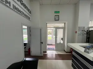 Ofis − 600 m², 1/2 qavat