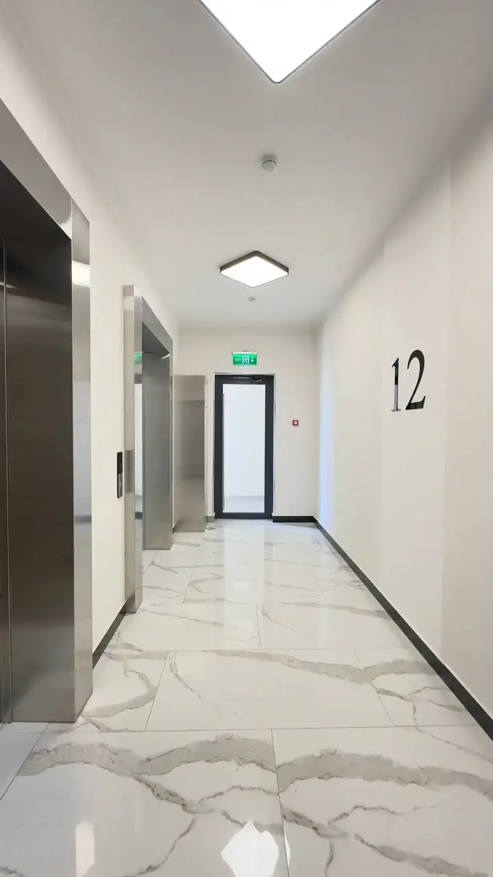 Продается 2-комнатная квартира − 47 м²