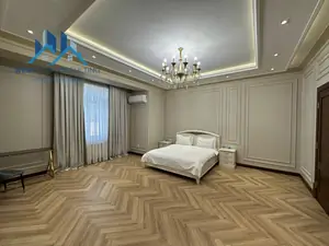 Ijaraga 3 xonali kvartira − 160 m²