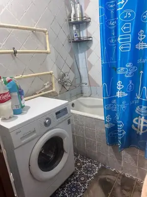 Сдается 3-комнатная квартира − 50 м²