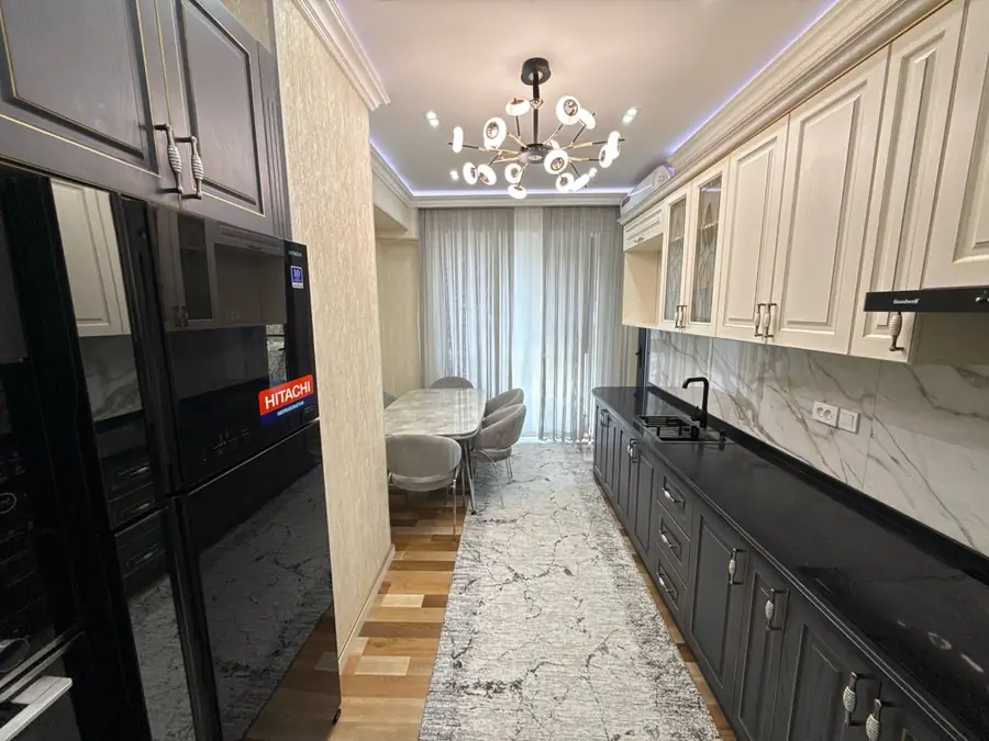 Ijaraga 3 xonali kvartira − 100 m²