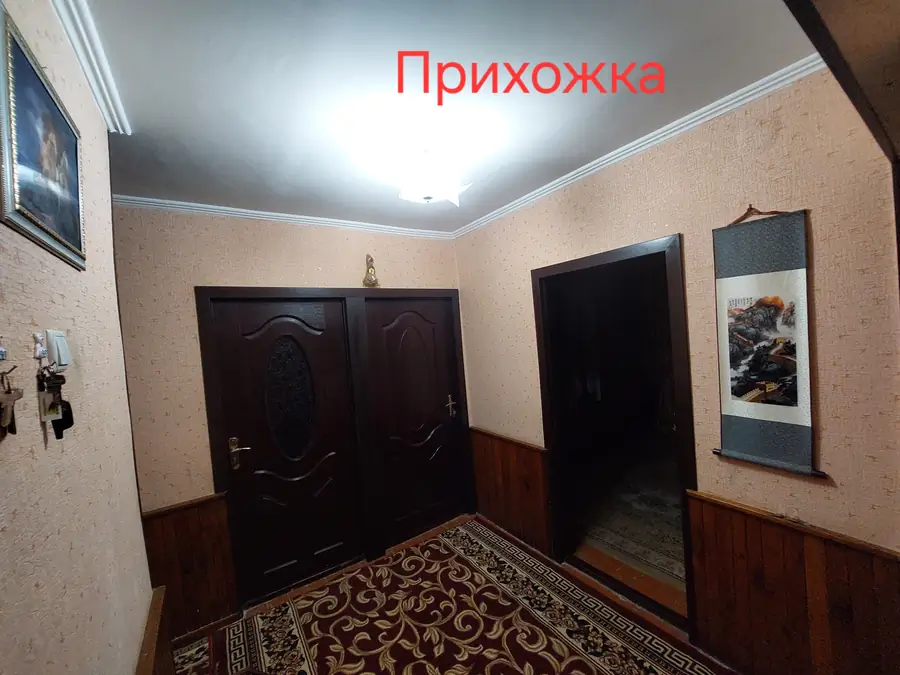 Продается 4-комнатная квартира − 80 м²