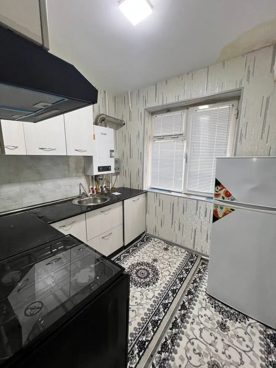 Продается 3-комнатная квартира − 68 м²