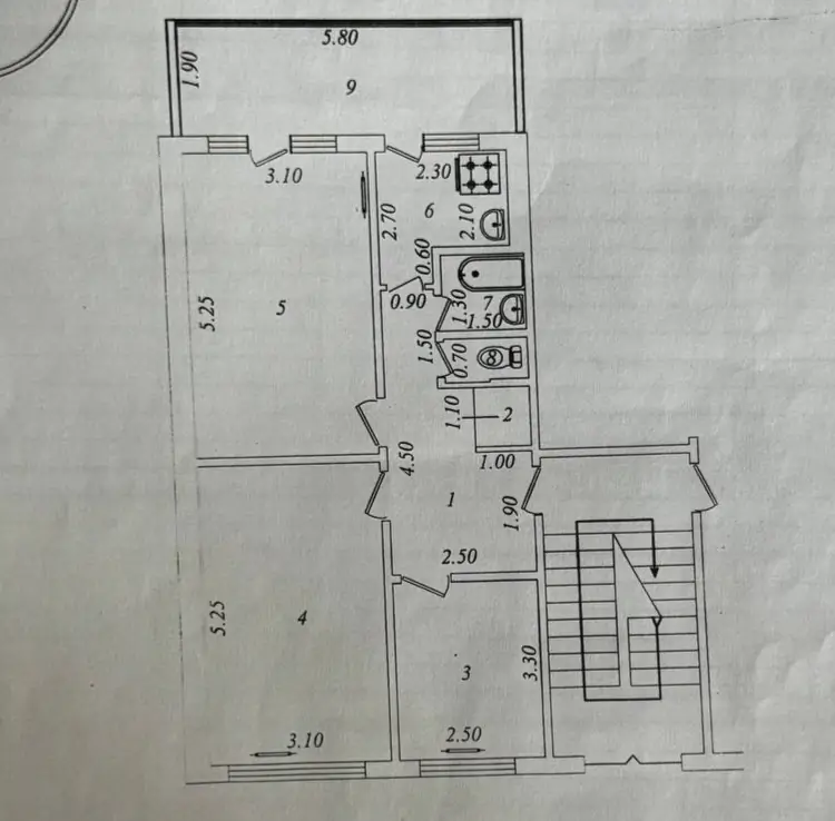 3 xonali kvartira sotiladi − 69 m²