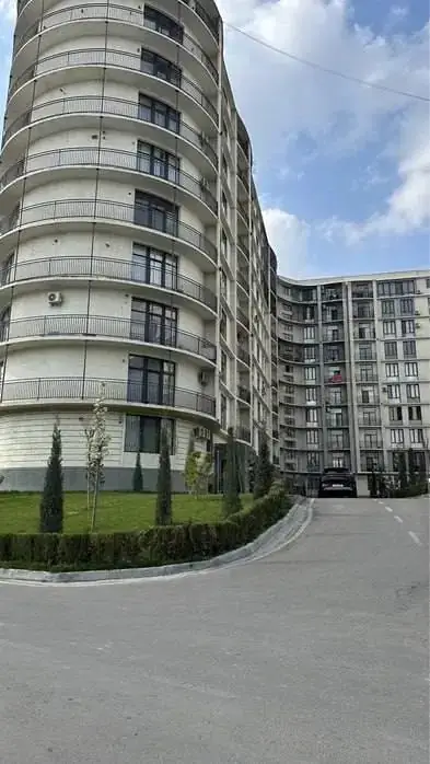 3-комнатная квартира − 72 м², 6/10 этаж