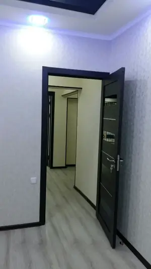 Ijaraga ofis − 100 m²