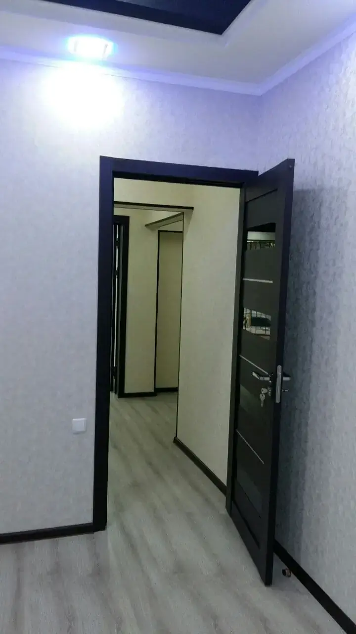 Ijaraga ofis − 100 m²