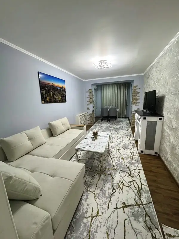 2-комнатная квартира − 58 м², 2/5 этаж