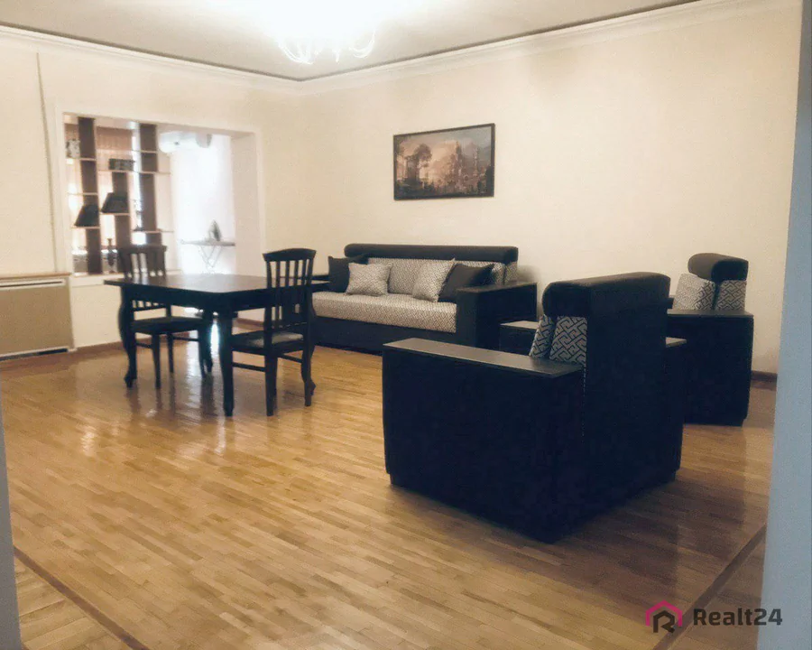 Ijaraga 2 xonali kvartira − 80 m²