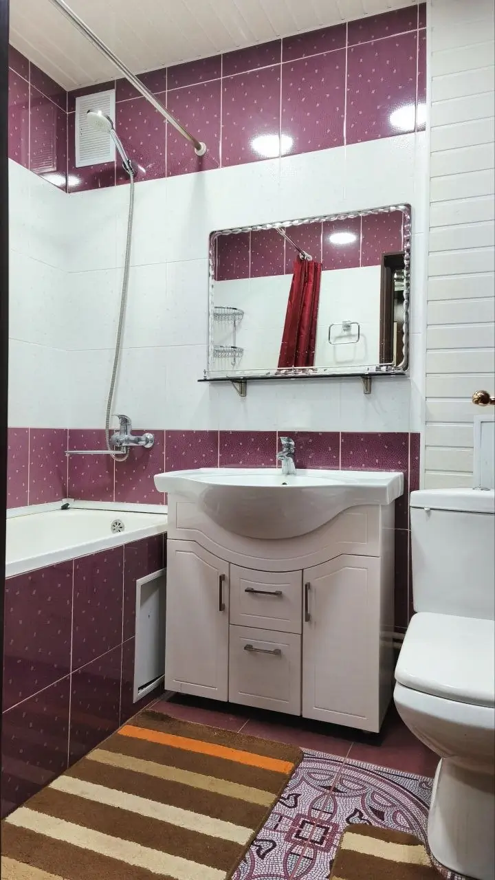 2 xonali kvartira sotiladi − 52 m²