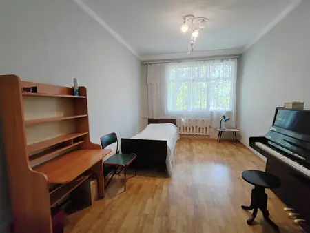 3-комнатная квартира − 54 м², 4/4 этаж