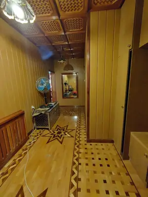 4 xonali kvartira sotiladi − 110 m²