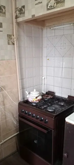 2 xonali kvartira sotiladi − 40.5 m²