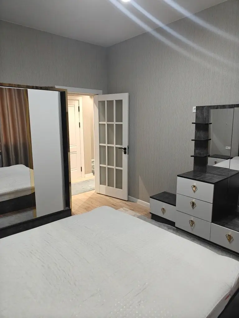 Сдается 2-комнатная квартира − 50 м²