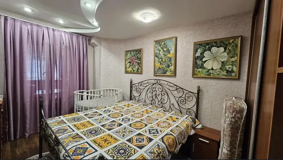 3 xonali kvartira sotiladi − 98 m²