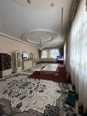 Продается 1-этажный дом − 2400 м²