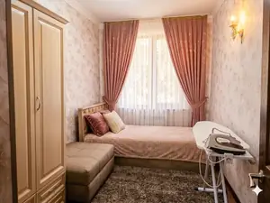 3 xonali kvartira − 70 m², 2/4 qavat