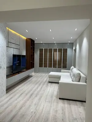 Ijaraga 4 xonali kvartira − 105 m²
