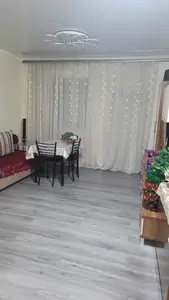 2 qavatli taunxaus sotiladi − 70 m²