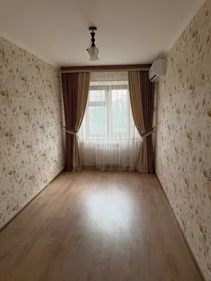 2 xonali kvartira sotiladi − 56 m²