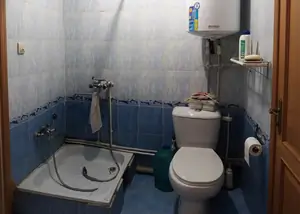 Продается 1-комнатная квартира − 30 м²
