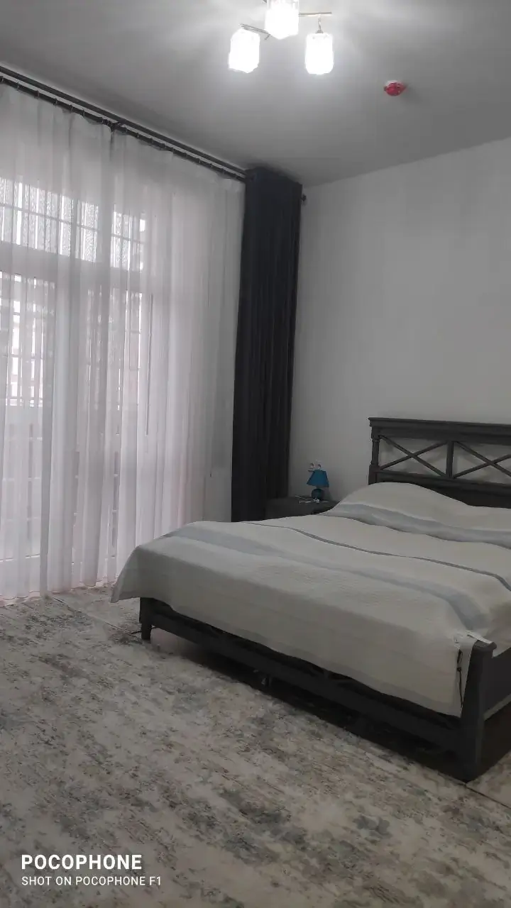 Ijaraga 2 xonali kvartira − 70 m²