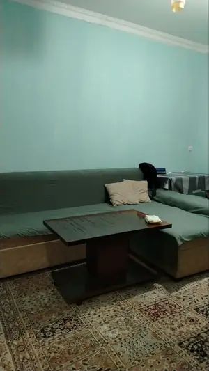 2-комнатная квартира − 42 м², 4/4 этаж