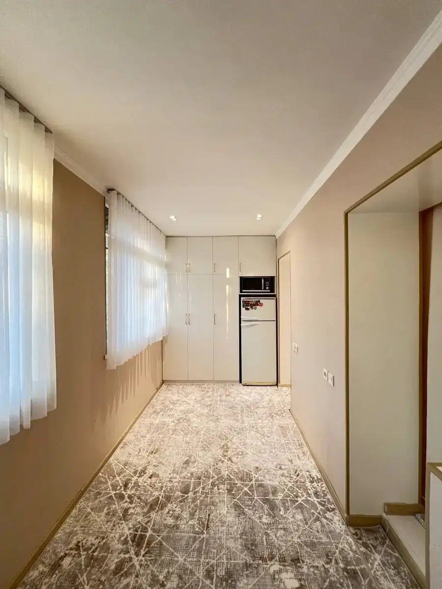 Ijaraga 4 xonali kvartira − 100 m²