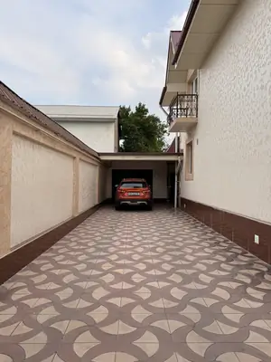 2 qavatli uy − 222 m², 5.1 sot. 