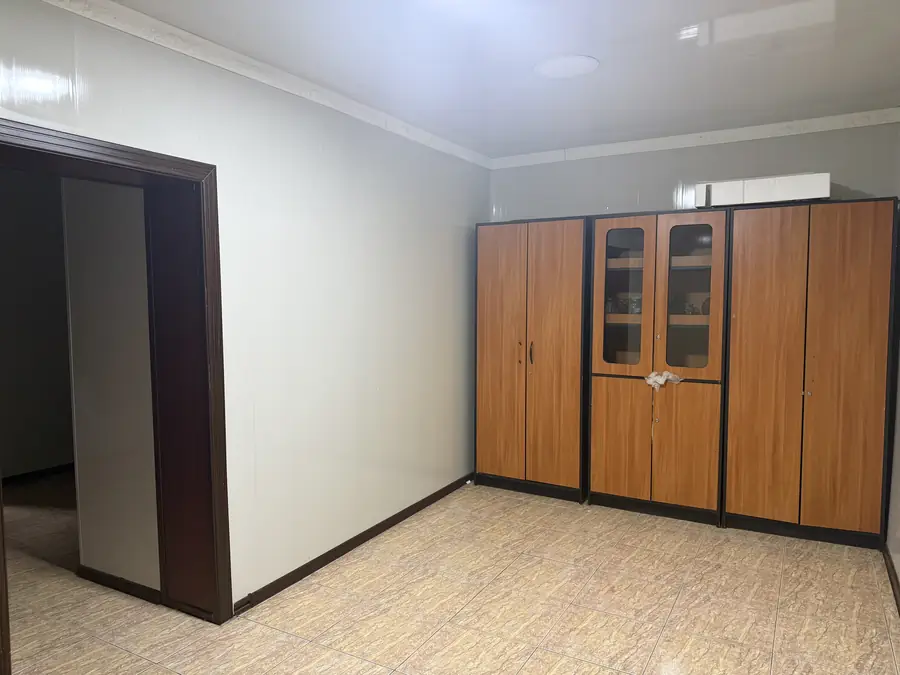 Ijaraga ofis − 170 m²