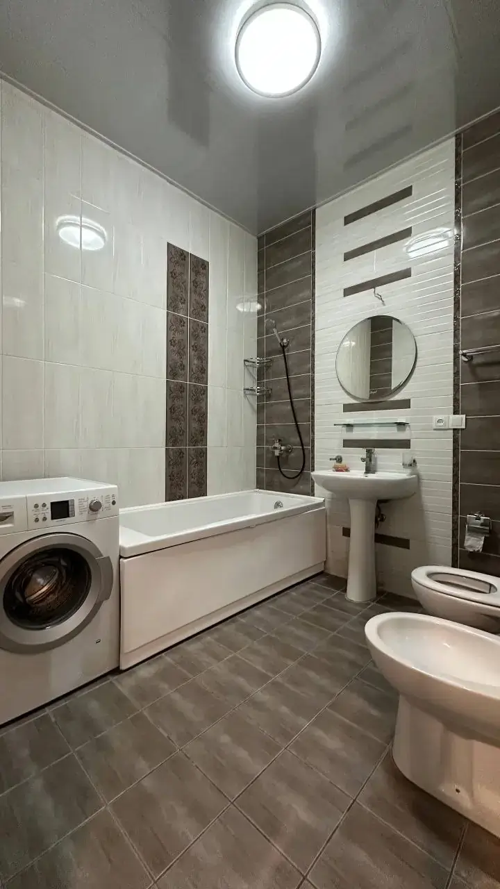 Сдается 1-этажный дом − 250 м²