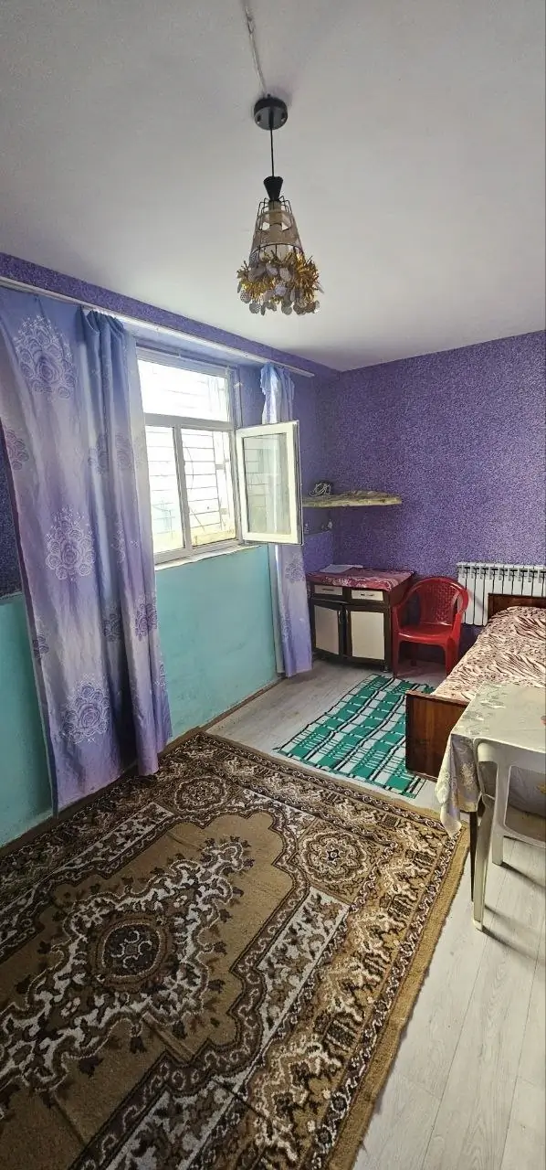 1 xonali kvartira sotiladi − 47 m²
