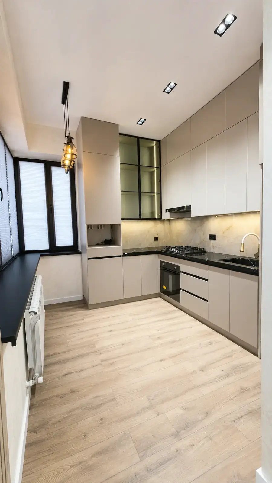 Продается 2-комнатная квартира − 50 м²