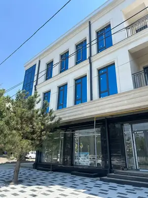 Ijaraga ofis − 810 m²