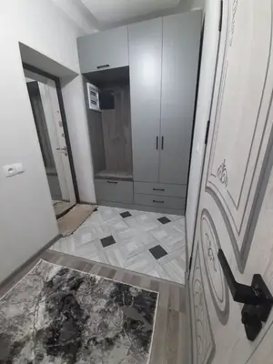 Сдается 4-комнатная квартира − 85 м²