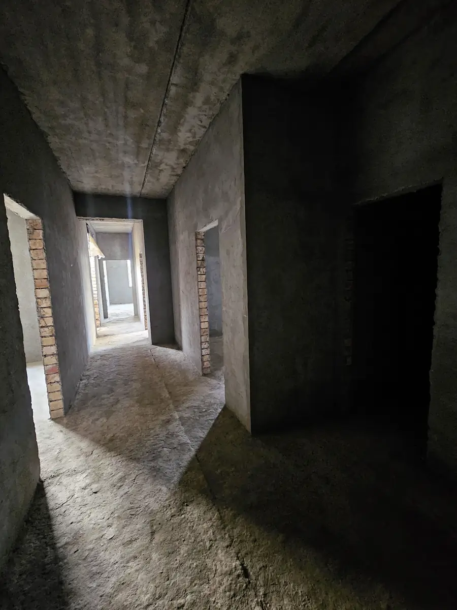 Более 5 xonali kvartira sotiladi − 188 m²
