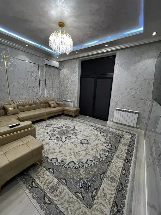 Сдается 2-комнатная квартира − 60 м²