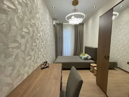 3-комнатная квартира − 84 м², 3/10 этаж