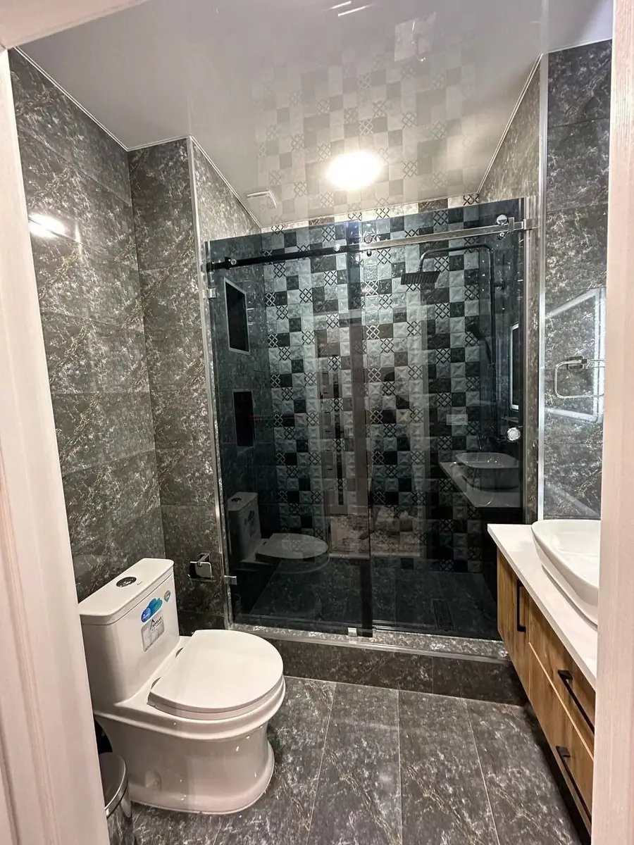 Сдается 2-комнатная квартира − 60 м²