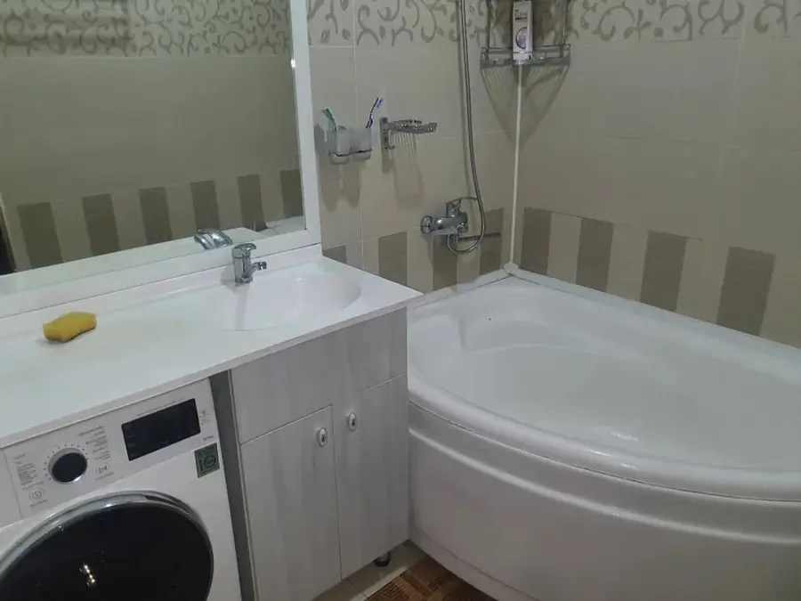 Ijaraga 2 xonali kvartira − 65 m²