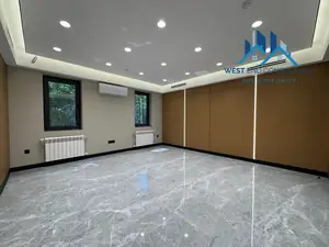 Ofis − 220 m², 1/9 qavat