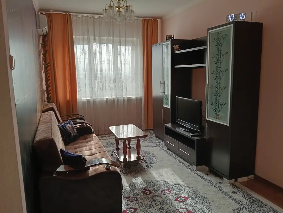 Сдается Более 5-комнатная квартира − 120 м²